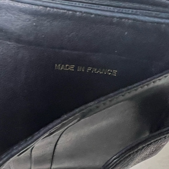 CHANEL Vintage Compact Wallet - Picture 7 of 11